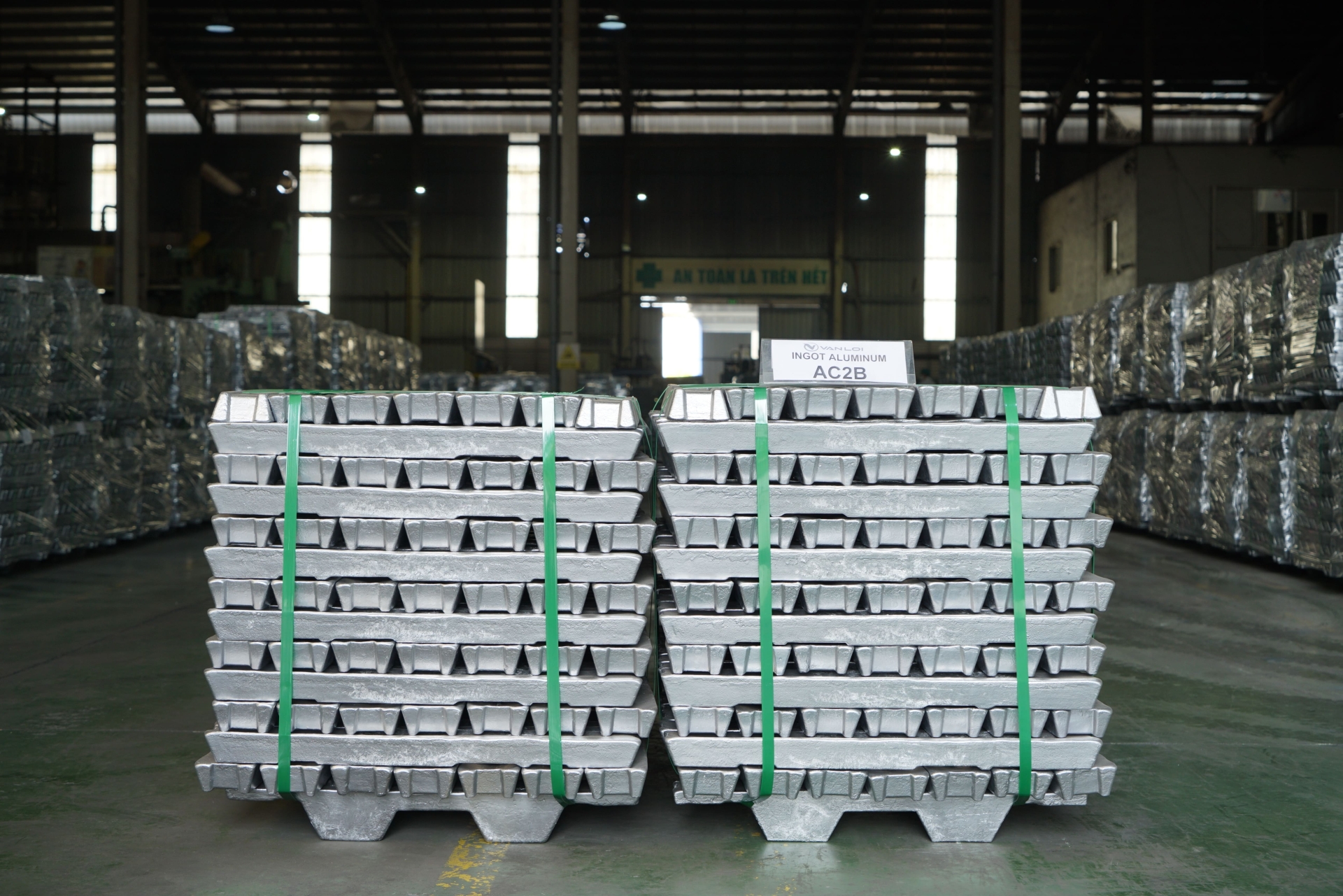 Nhôm thỏi AC2B